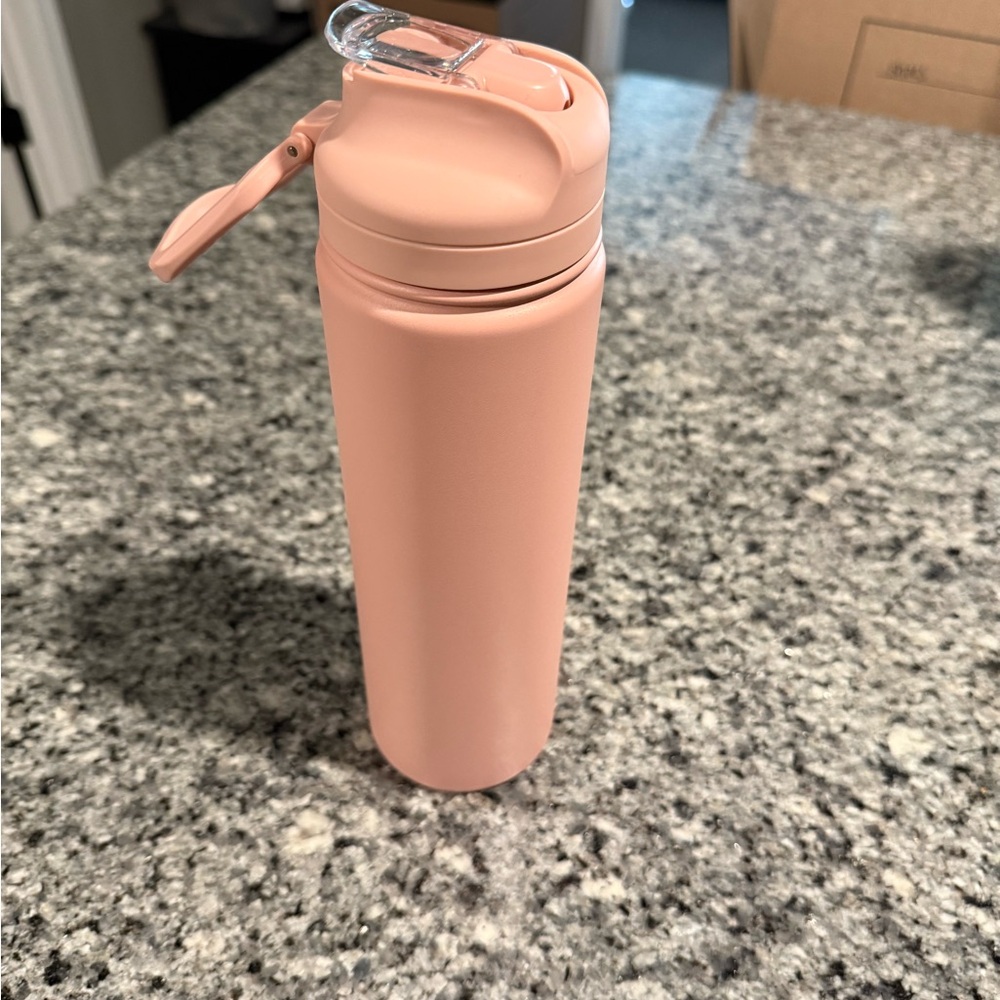 Pink Water Bottle with Flip Lid, 20oz, Metal